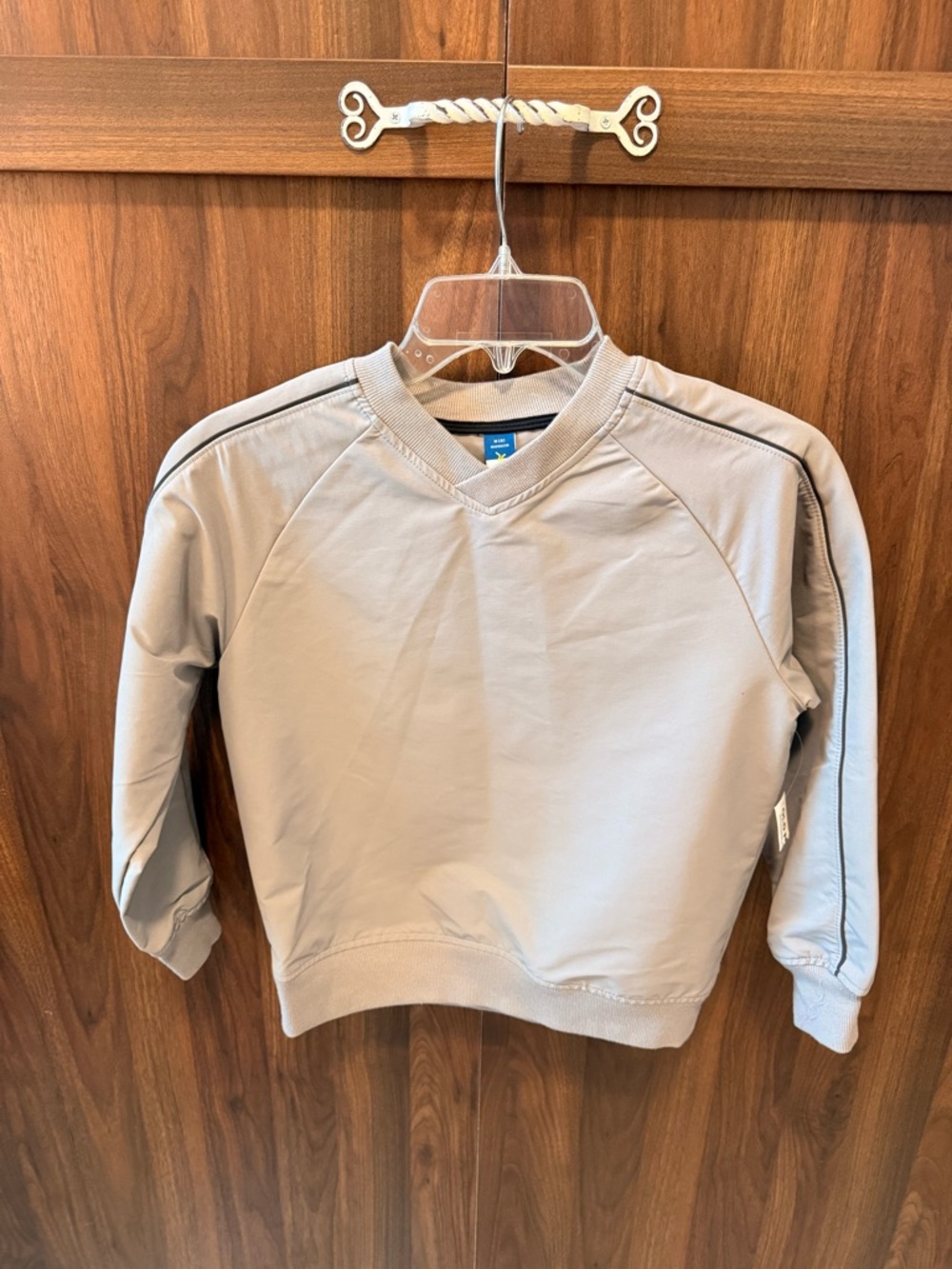 NWT Kids Light Gray Pullover Jacket, Size Medium